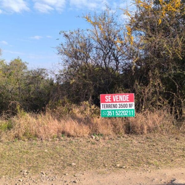 VENTA - LOTE 3500 MTS2 - CORRAL DE BARRANCAS, UNQUILLO.